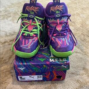 Puma MELO basketball shoes size 8